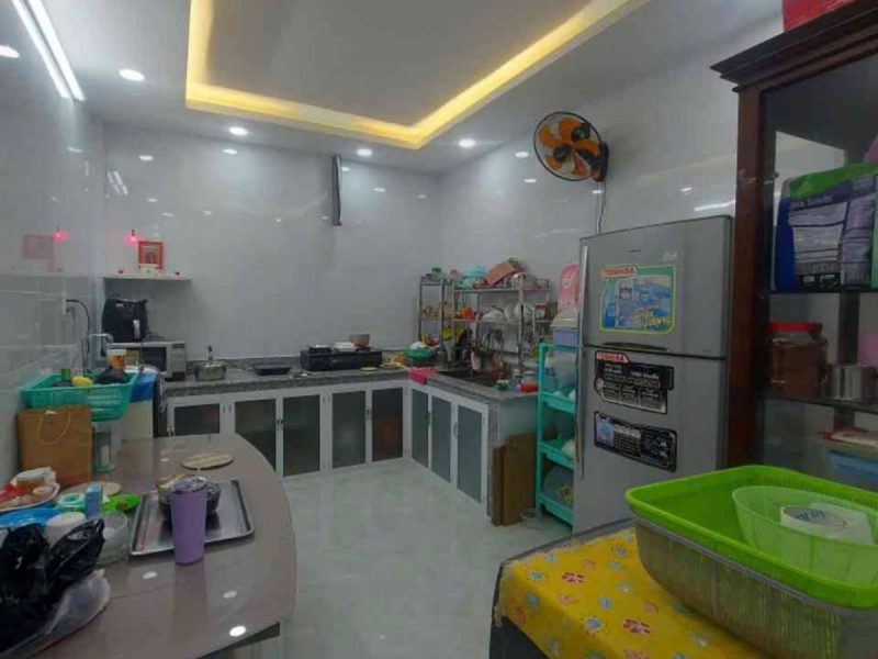 can-ban-nha-hem-458-ly-thai-to-quan-10-tphcm