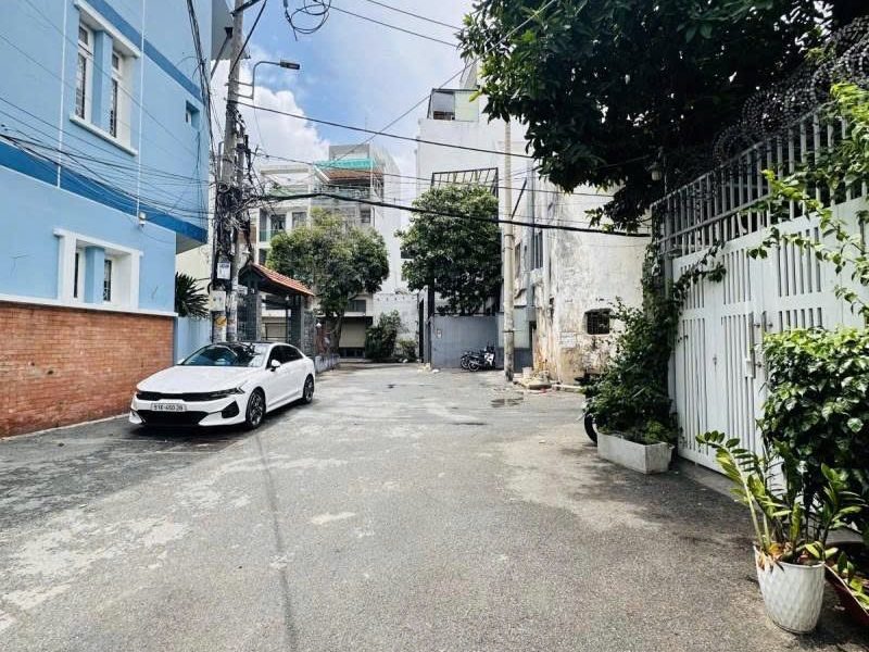 ban-nha-2mt-hem-10m-nguyen-van-dau-gan-phan-van-tri-4x23m-4-tang-5pn-18-8