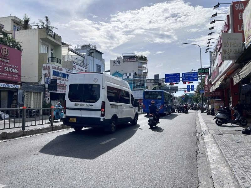 ban-nha-mat-tien-phan-van-tri-ngay-cho-go-vap-8-3x30m-cap-4-tien-xay-1