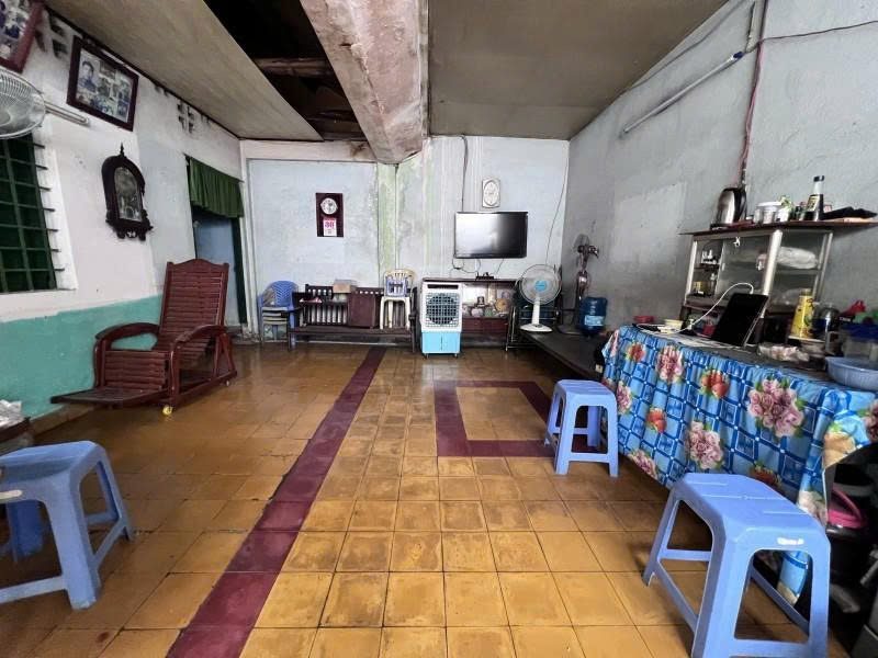 ban-nha-mat-tien-phan-van-tri-ngay-cho-go-vap-8-3x30m-cap-4-tien-xay-1