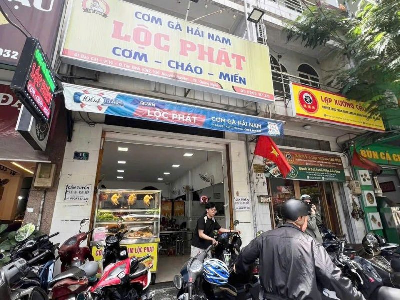 sang-nhuong-quan-com-ga-hai-nam-loc-phat-mat-tien-bau-cat-tan-binh