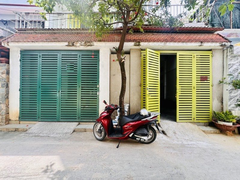 ban-nha-hem-4m-phan-huy-ich-gan-nguyen-tu-gian-8-6x16m-5-tang-8-pn-chi