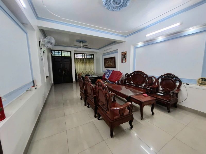 ban-nha-hem-4m-phan-huy-ich-gan-nguyen-tu-gian-8-6x16m-5-tang-8-pn-chi