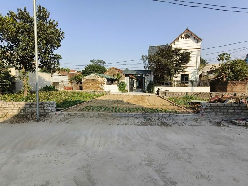 dat-thon-trung-thuong-lam-50m2-oto-tai-kd-1-75-ty-my-duc