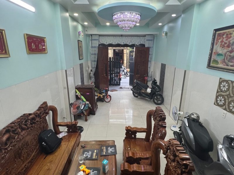 ban-nha-hem-8m-thong-kenh-tan-hoa-tan-phu-80m2-4-tang-dong-tien-300tr-nam