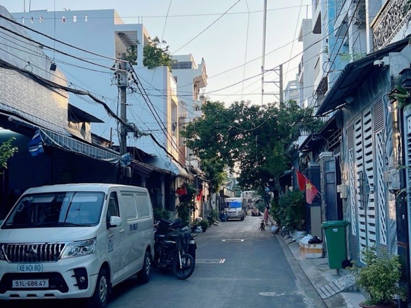 ban-nha-hem-8m-thong-kenh-tan-hoa-tan-phu-80m2-4-tang-dong-tien-300tr-nam