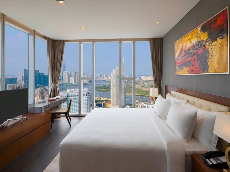 khach-san-4-sao-95-phong-view-cong-vien-ngay-cho-ben-thanh-2-7-ty-th