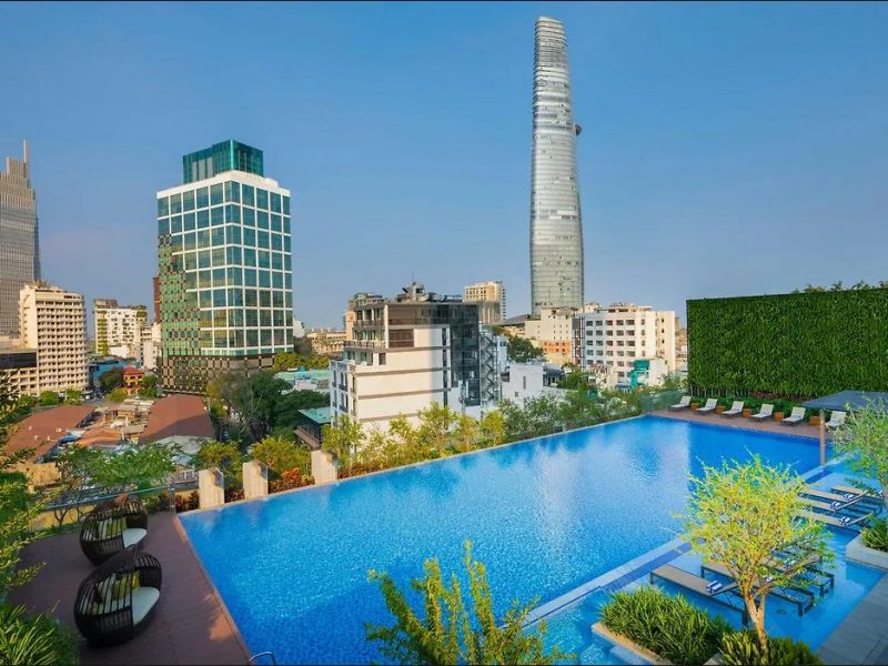 khach-san-4-sao-95-phong-view-cong-vien-ngay-cho-ben-thanh-2-7-ty-th