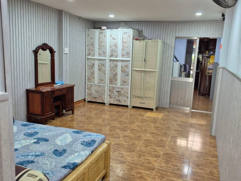 ban-nha-rieng-tai-14-do-doc-chan-5-6-ty-70m2-ban-gap