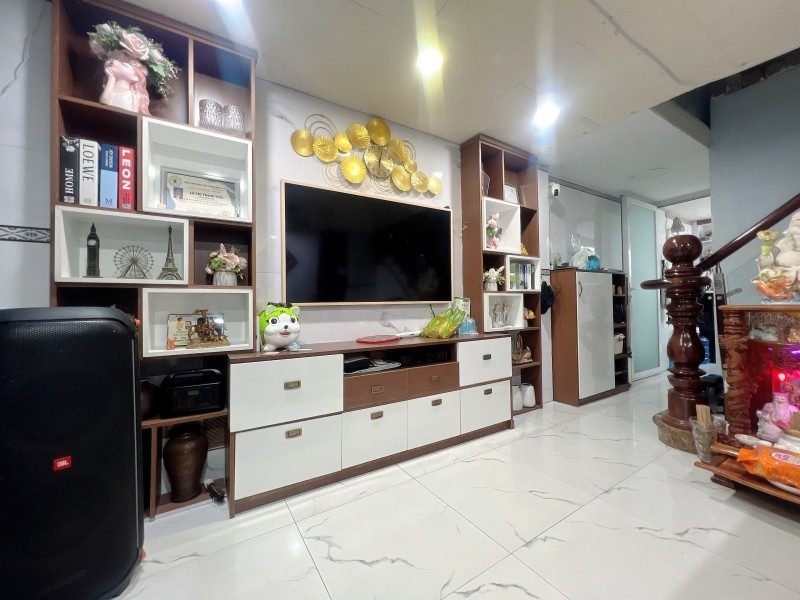 ban-nha-4-tang-duong-so-11-linh-xuan-thu-duc-tp-hcm-dt60m2-shr-gia-6-28