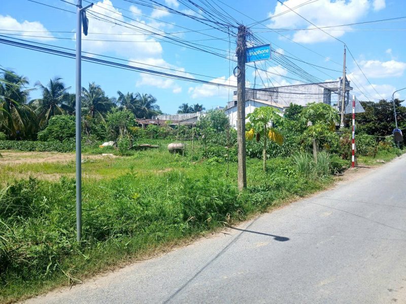 ban-lo-dat-2-000m2-goc-2-mat-tien-gan-khu-cong-nghiep-tan-huong-chau-thanh-t
