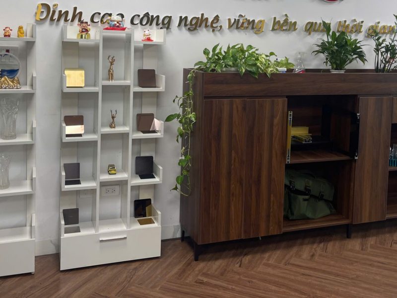 chinh-chu-can-sang-nhuong-gap-van-phong-tai-ham-nghi