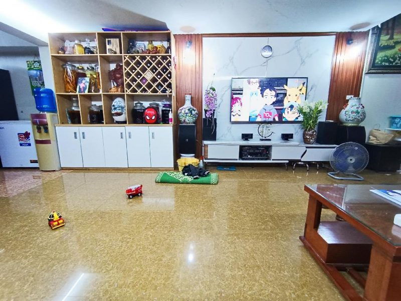 ban-nha-le-thanh-nghi-sieu-hiem-4-tang-gan-pho-hai-ba-trung