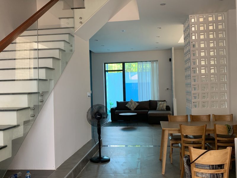 ban-khuon-vien-villa-gan-1100mv-dat-ngay-pho-voi-gia-cuc-hoi-chi-19ty