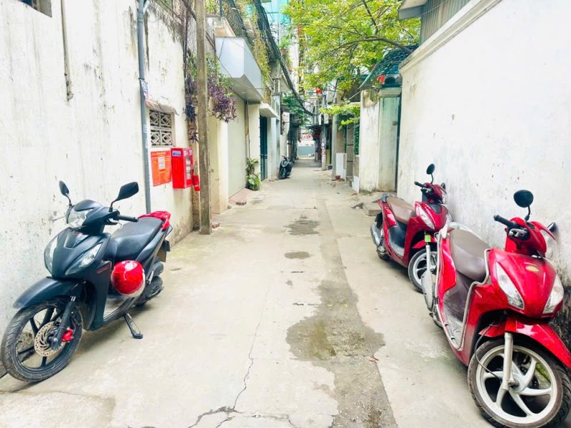 ban-sieu-pham-137m-tang-nha-o-to-hang-xom-fizehome-duong-hoang-mai