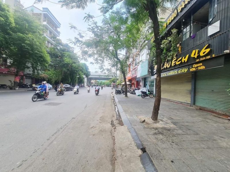 ban-dat-mat-pho-tran-dai-nghia-118m-tang-nha-hai-ba-trung