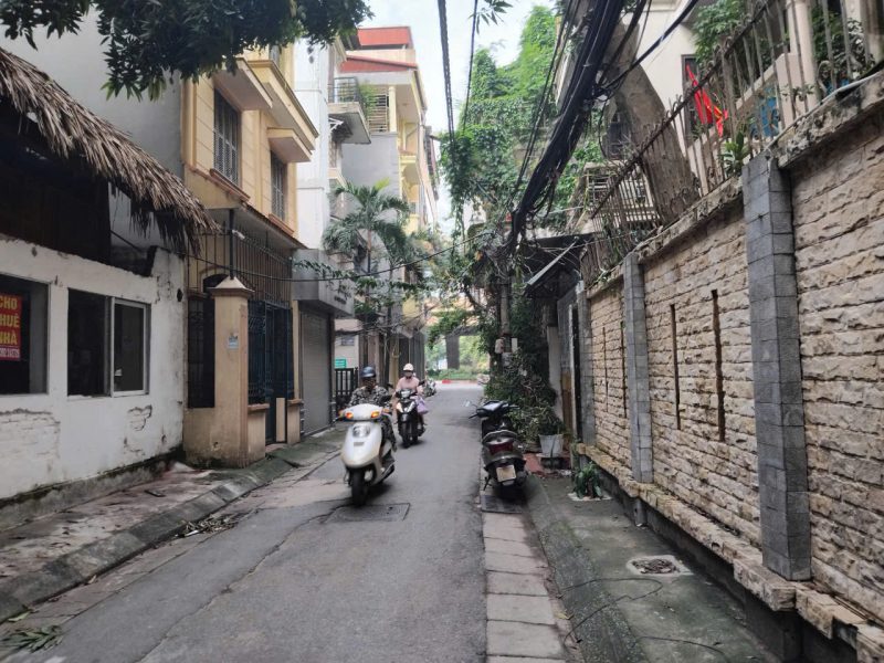 can-cho-thue-nha-san-go-3-gian-tai-ngo-126-khuat-duy-tien