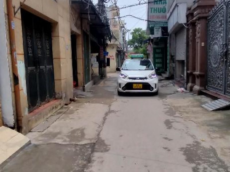 giam-chao-1-ty-can-ban-nha-mat-pho-so-thuong-6-tang-thang-may-long-lanh-hm