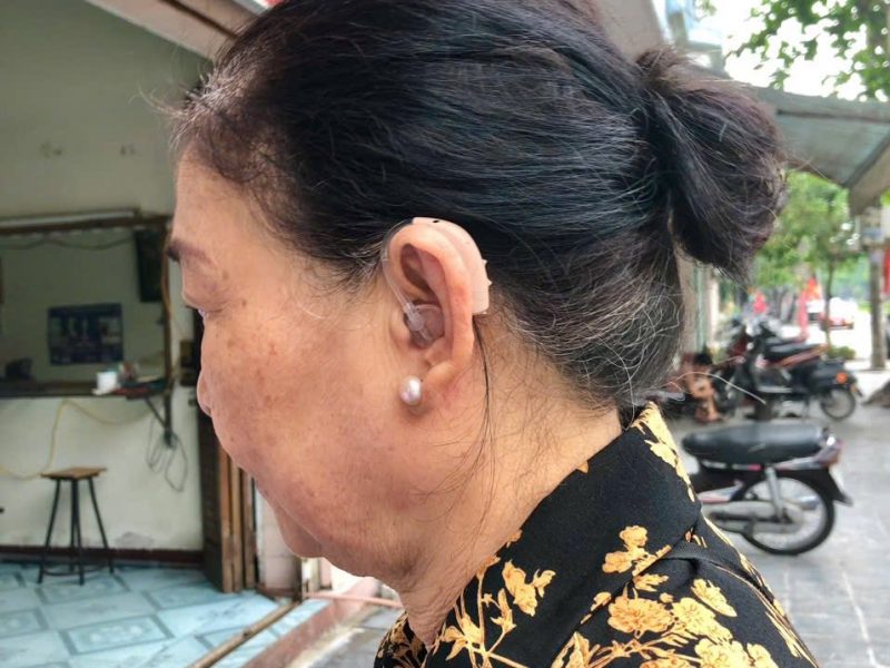 may-tro-thinh-deo-sau-tai-signia-run-bte-nghe-ro-moi-khoang-khac-cua-cuoc-song