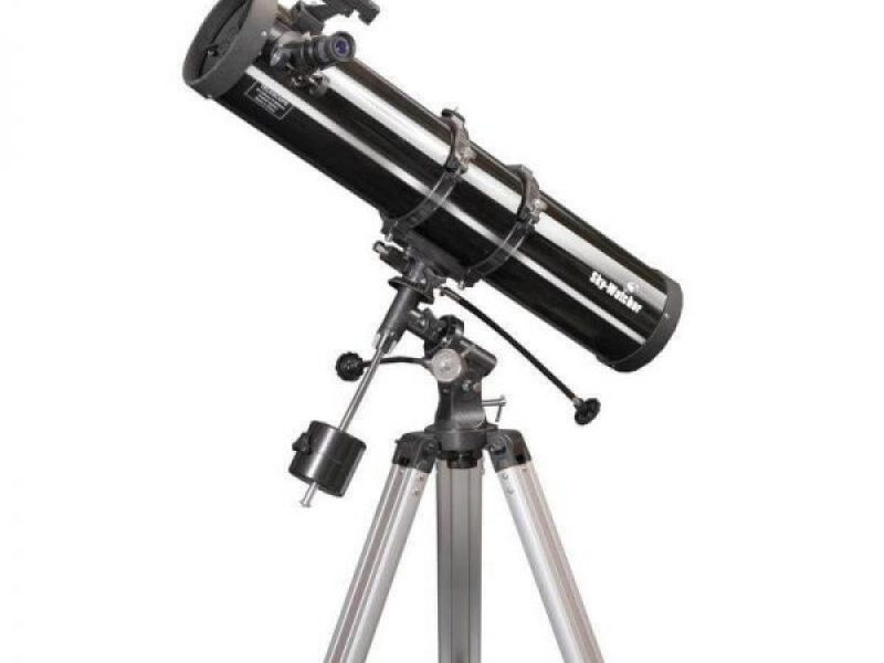 kinh-thien-van-phan-xa-skywatcher-n-130-900-explorer-eq-2