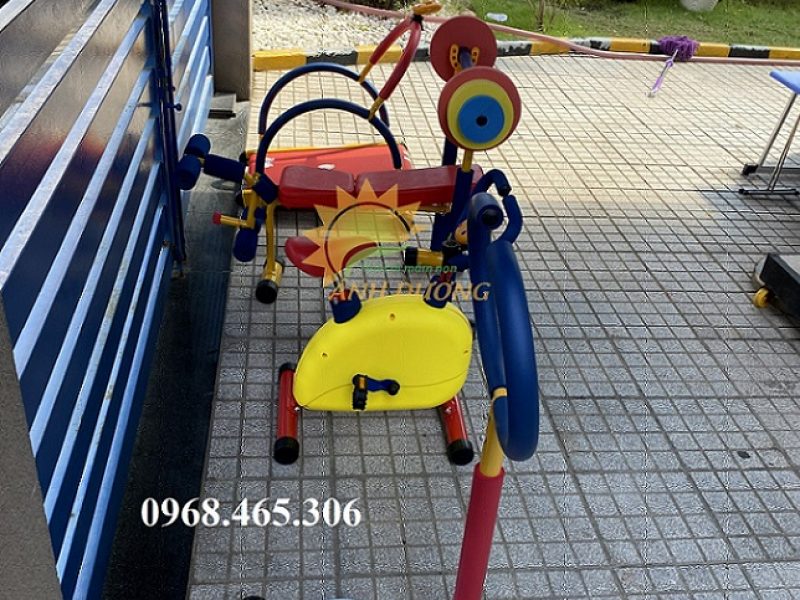 dung-cu-tap-gym-the-chat-mam-non-nhap-khau