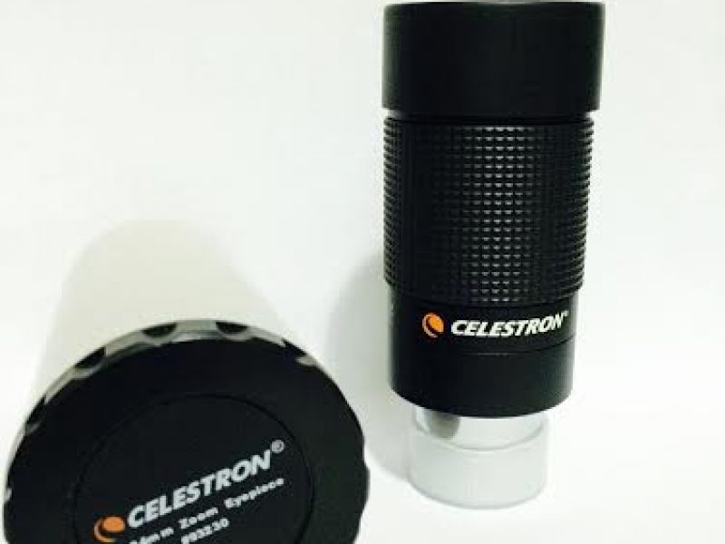 thi-kinh-zoom-celestron-8-24mm