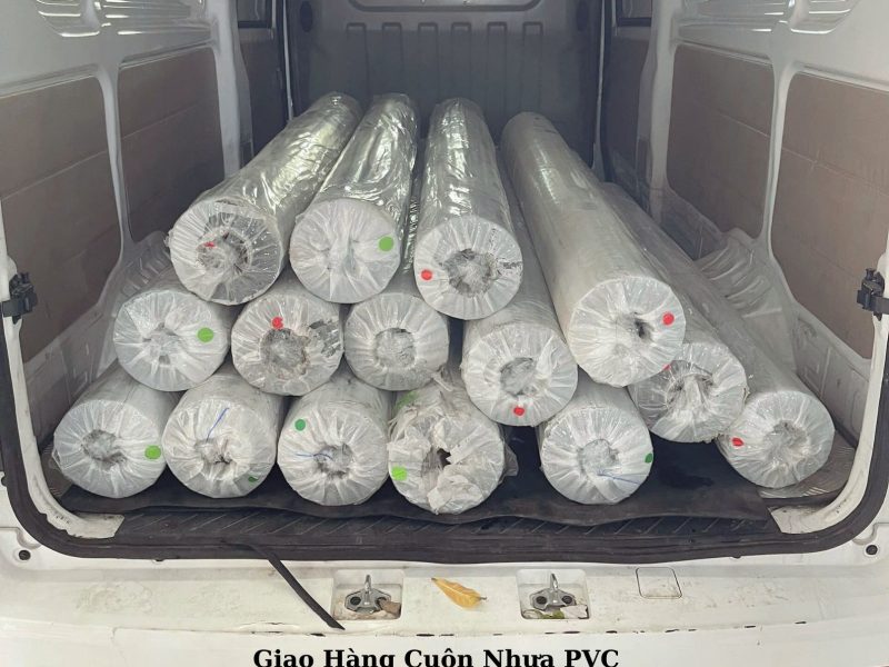 mang-nhua-pvc-dang-cuon-gia-si-gia-ban-buon-uu-dai-cao
