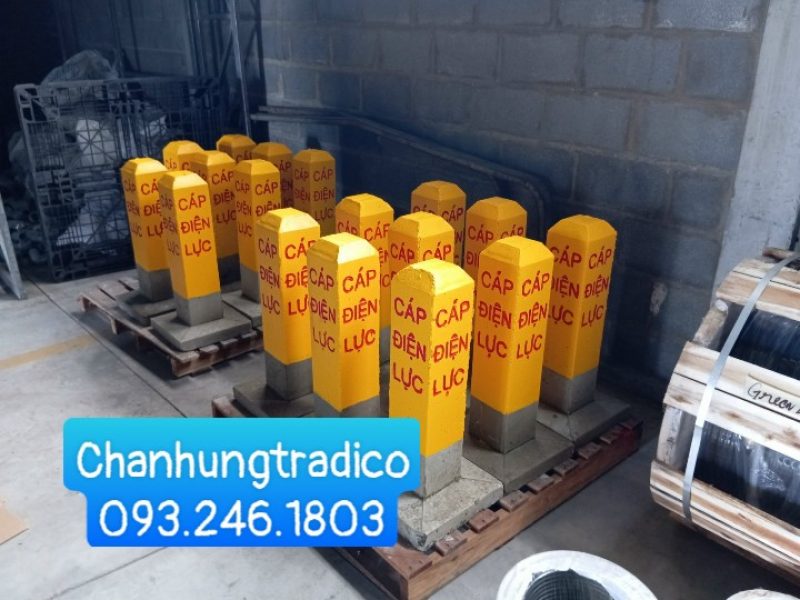 cot-be-tong-canh-bao-cap-ngam-dien-luc-2025