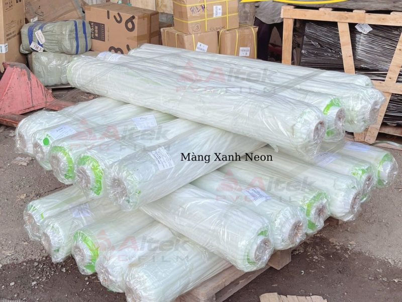 co-so-san-xuat-mang-nhua-pvc-luoi-nho-soi-polyester