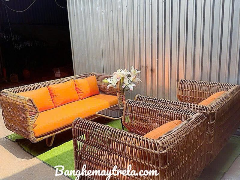 ban-ghe-sofa-to-yen-nhua-gia-may