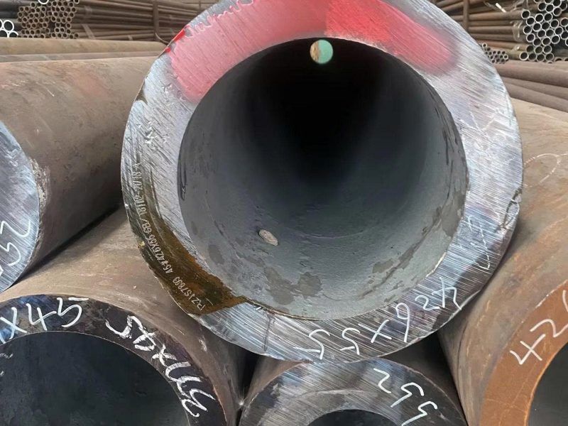 ong-duc-q235-unico-steel