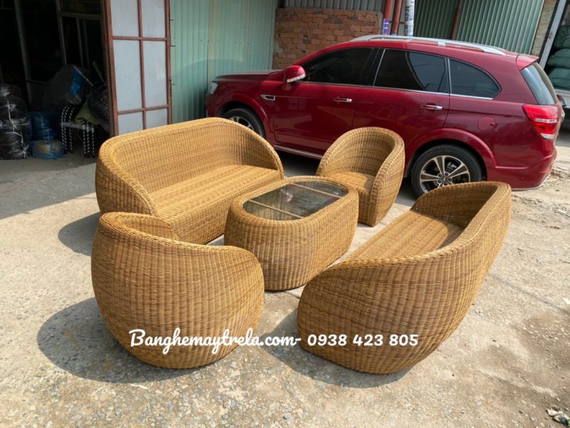 ban-ghe-sofa-may-nhua-sofa-gia-may
