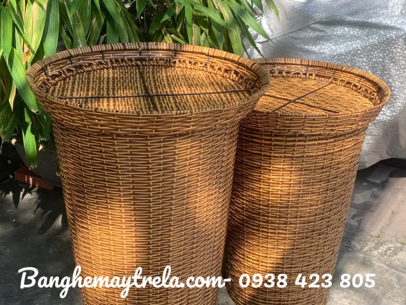 sot-trung-trai-cay-may-nhua