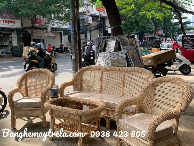 salon-may-tu-nhien-phong-khach