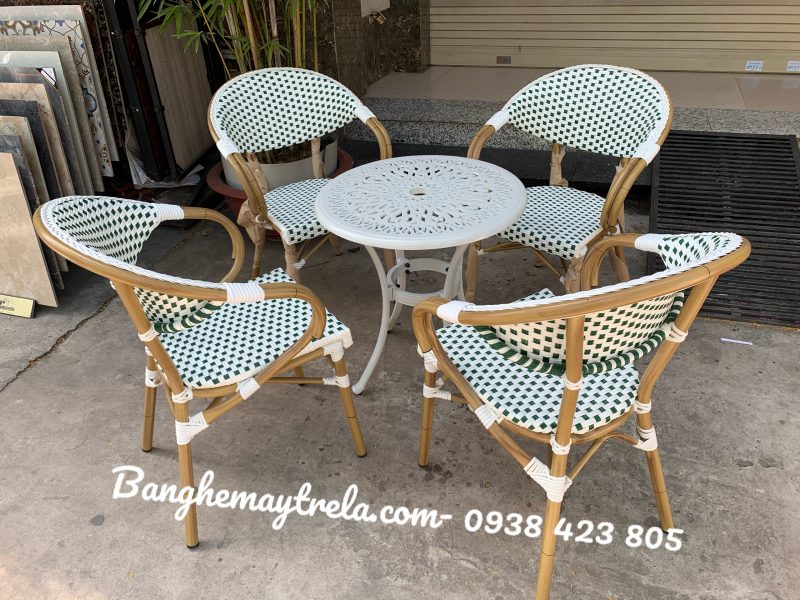 ghe-cafe-may-nhua