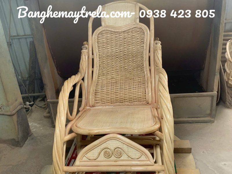 ghe-bap-benh-may-dan-kin-ngoi-thu-gian