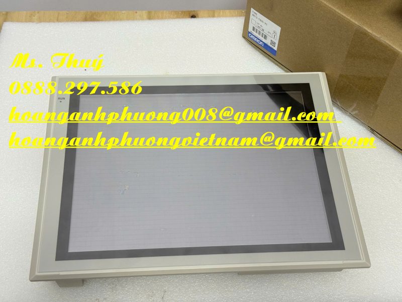 man-hinh-hmi-omron-ns12-ts00-v2-cong-nghe-nhat-ban
