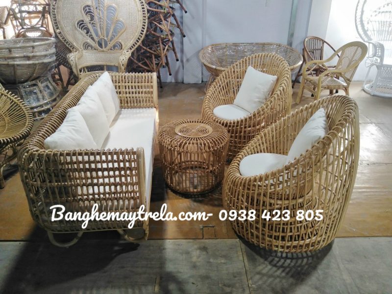 ban-ghe-sofa-to-yen-may-tu-nhien