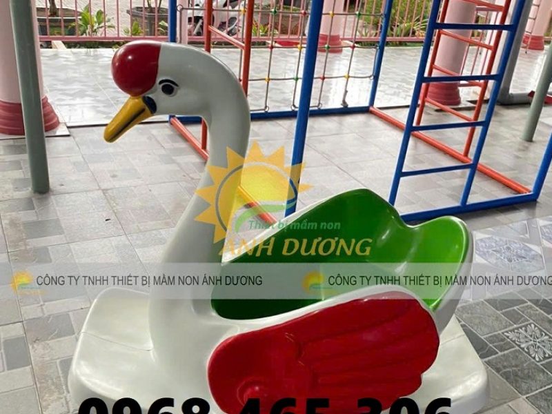 bap-benh-con-ca-nhua-composite-bap-benh-con-ngua-mam-non