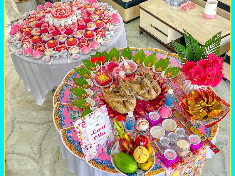 nghi-le-khai-hoa-bat-mieng-khi-cung-mu-cho-be-la-gi