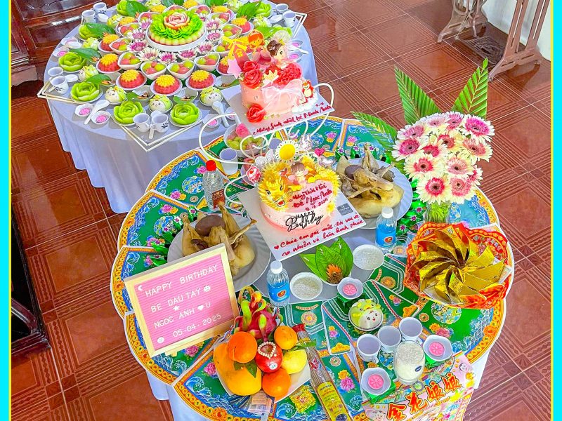 y-nghia-banh-bao-hinh-rong-tren-mam-cung-thoi-noi-cho-be