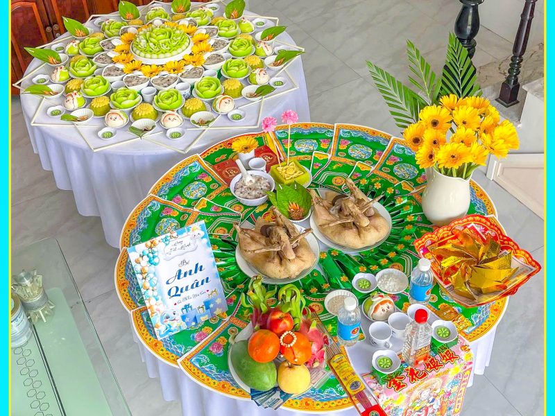 mam-cung-can-cho-be-trao-phuc-lanh-gui-tron-yeu-thuong