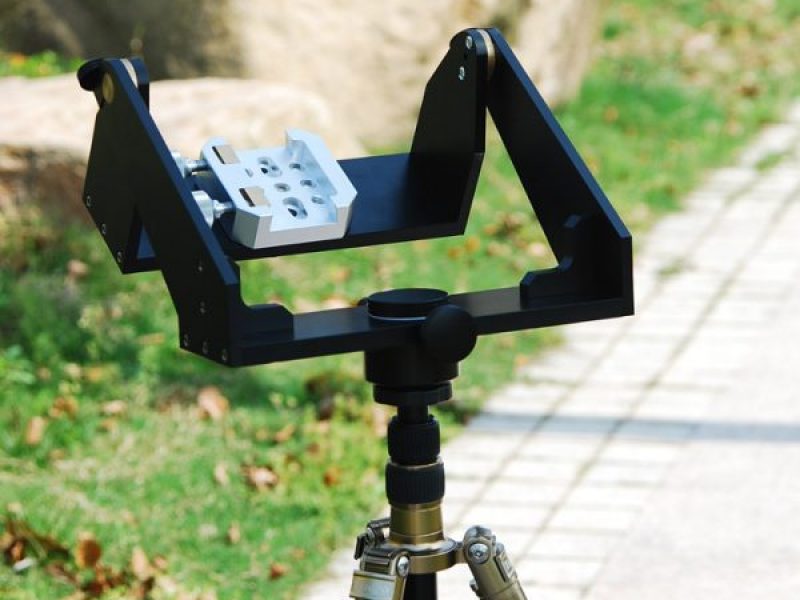 tripod-da-nang-cho-kinh-thien-van-va-ong-nhom