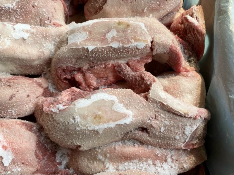 luoi-heo-khong-cuong-tonnies-dong-lanh-nk-duc-thung-10kg