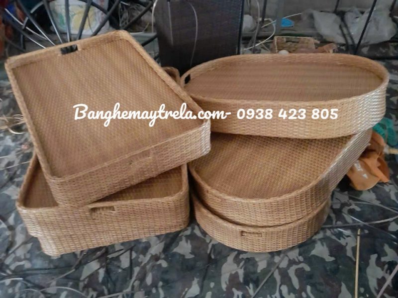 khay-noi-do-an-nhua-gia-may