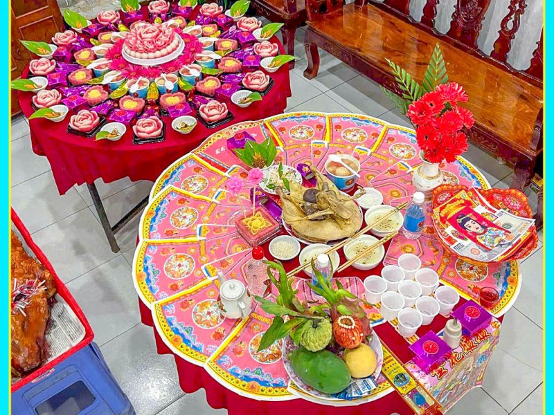 mam-cung-can-cho-be-trao-phuc-lanh-gui-tron-yeu-thuong