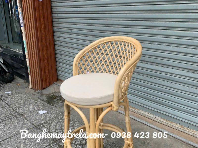 ghe-quay-bar-may-tre-dan