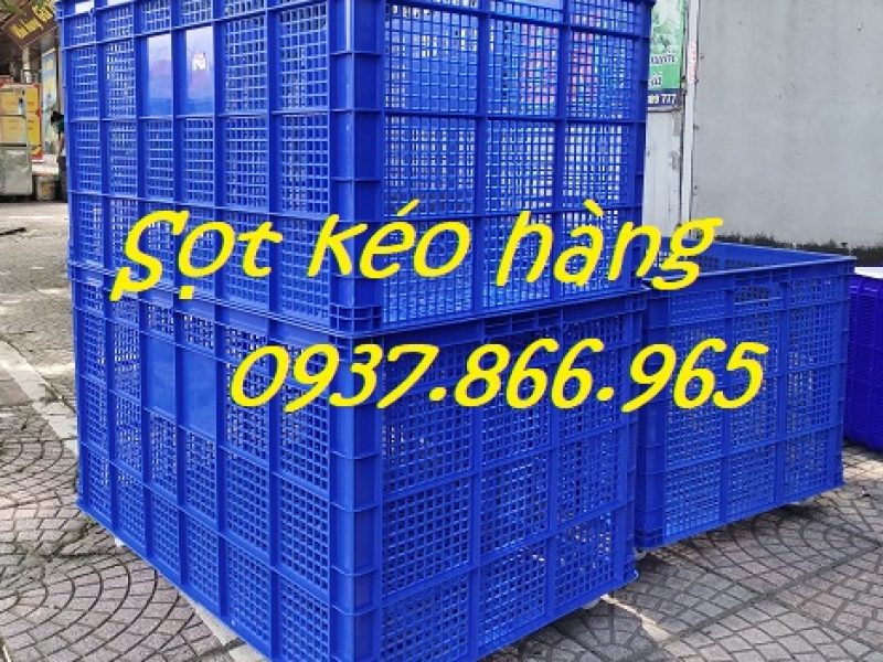 so-t-du-ng-trong-phan-xuo-ng-so-t-nhu-a-co-5-ba-nh-xe-duo-i-da-y-so-ng-nhu-a