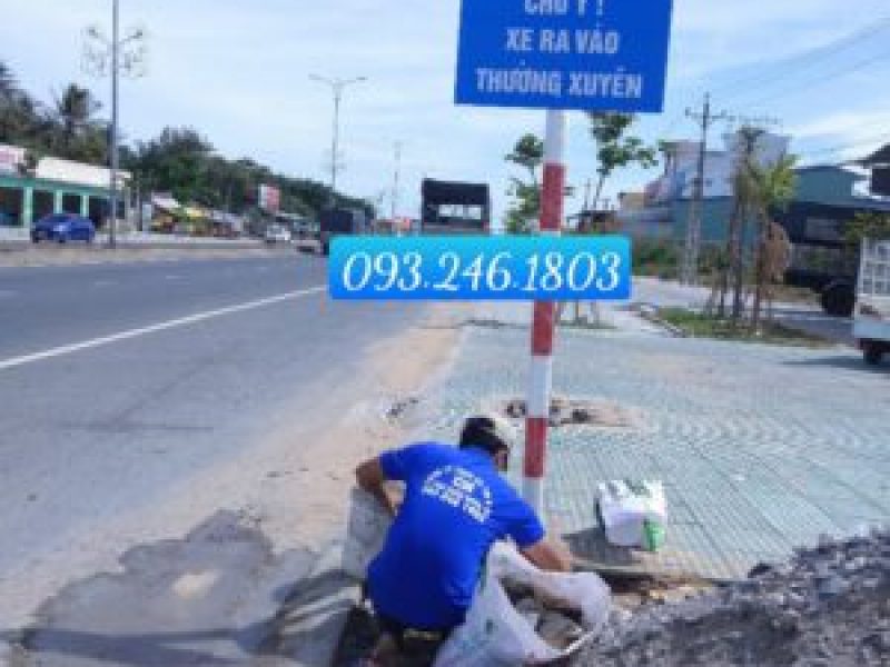 cung-cap-bien-bao-coc-tieu-coc-h-ton-lan-song-