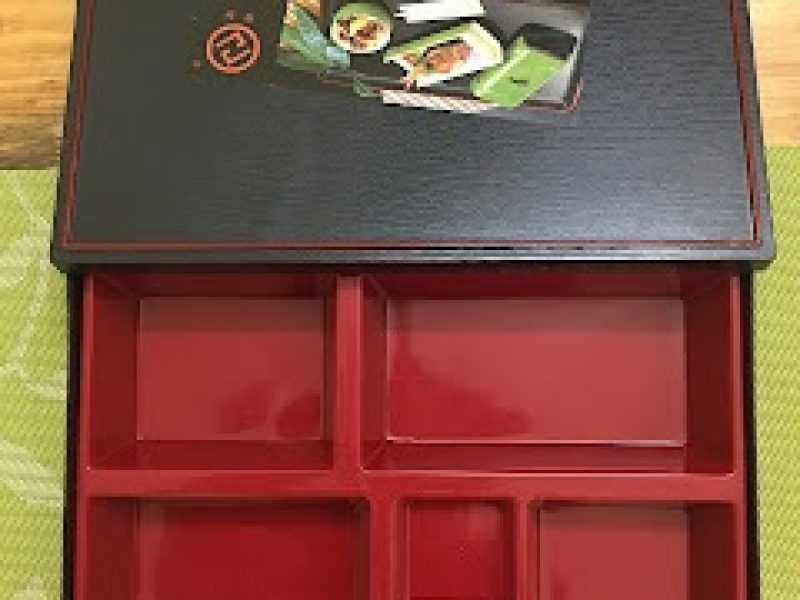 hop-com-bento-box-hop-com-nhat-lunch-box